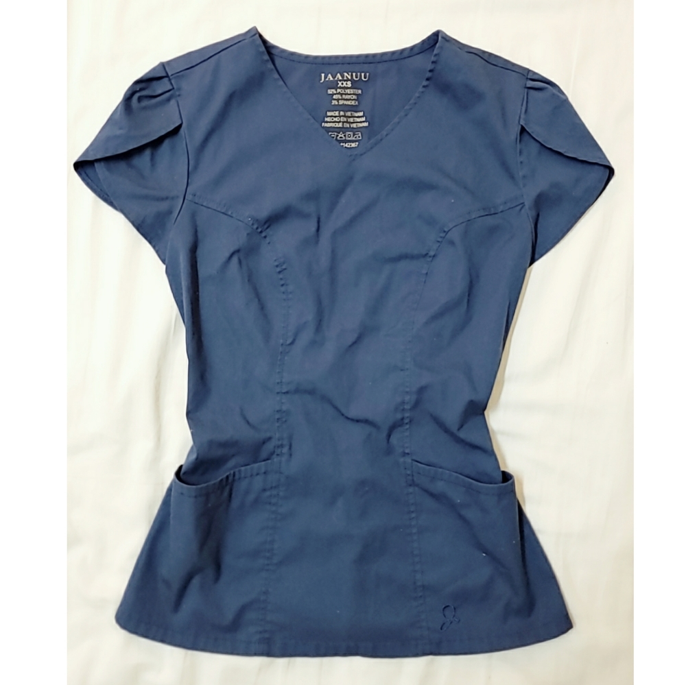 Jaanuu Scrub Top